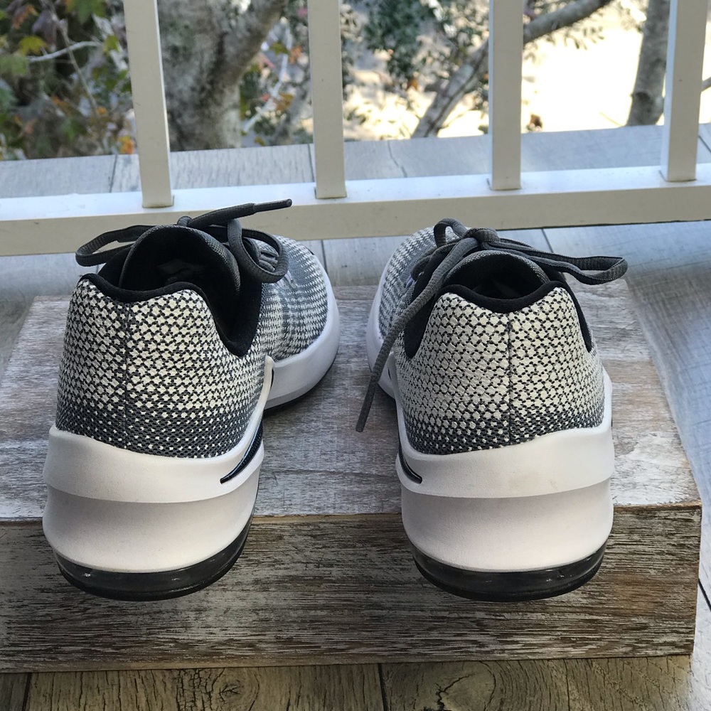 Nike Air Max Infuriate Low Cool 😎Grey W AUTHENTIC - Picture 4 of 8